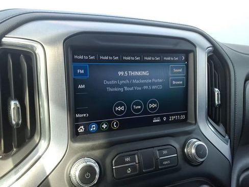 Used 2020 GMC Sierra 1500 SLE w/ SLE Value Package image 17