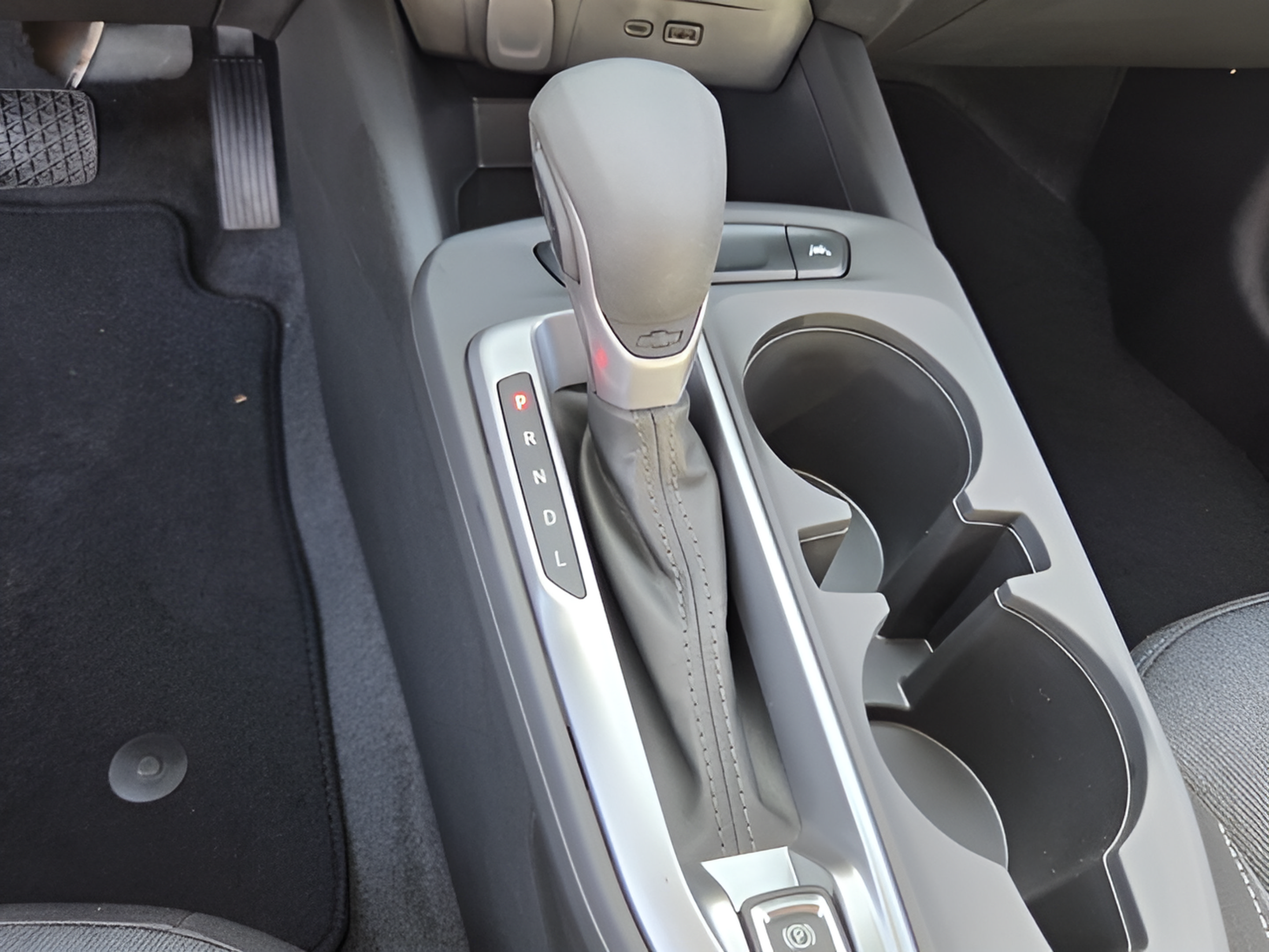 New 2026 Chevrolet Trax LS w/ LS Convenience Package FWD image 24