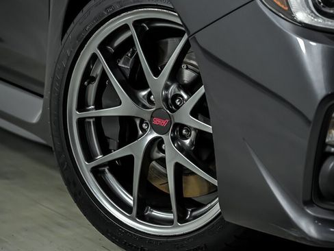 Used 2016 Subaru WRX STI Limited AWD/4WD image 4
