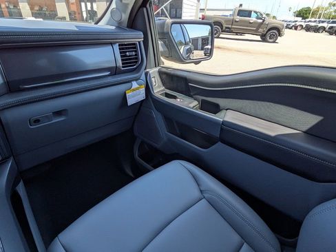 New 2025 Ford F150 Lightning Flash AWD/4WD image 18