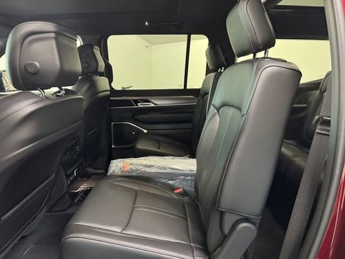 New 2026 Jeep Grand Wagoneer 4WD image 26
