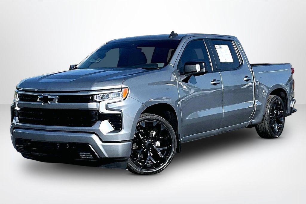 Used 2023 Chevrolet Silverado 1500 RST w/ Convenience Package II RWD image 3
