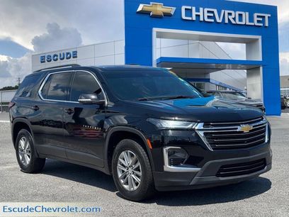 Used 2023 Chevrolet Traverse LT