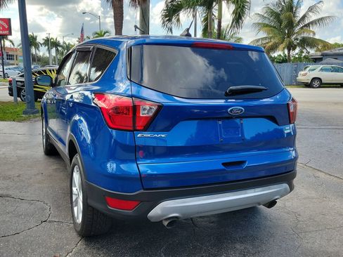 Used 2019 Ford Escape SE AWD/4WD image 6