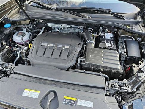 Used 2025 Audi Q3 2.0T Premium w/ Convenience Package image 16