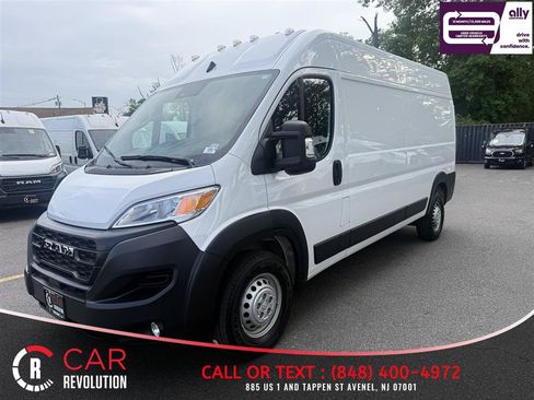 Used 2025 RAM ProMaster 2500 w/ Convenience Group FWD image 3
