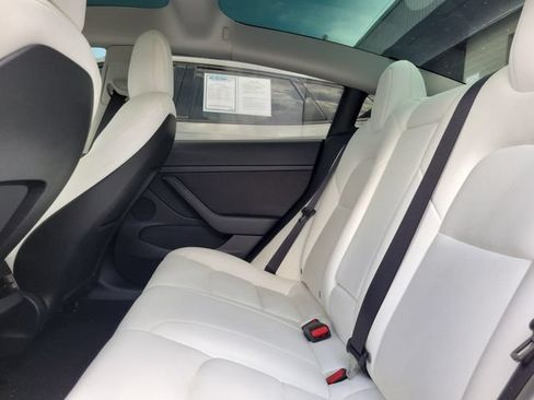 Used 2022 Tesla Model 3 Performance AWD/4WD image 10