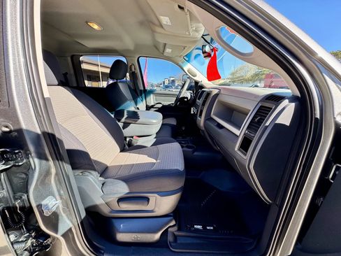 Used 2012 RAM 3500 ST w/ Chrome Appearance Group image 20