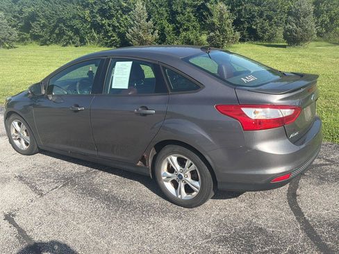 Used 2012 Ford Focus SE FWD image 19