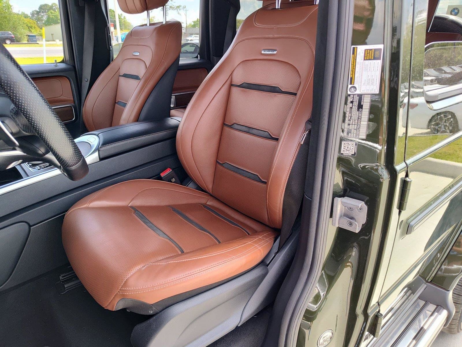 Certified 2022 Mercedes-Benz G 63 AMG 4MATIC w/ AMG Performance Package image 17