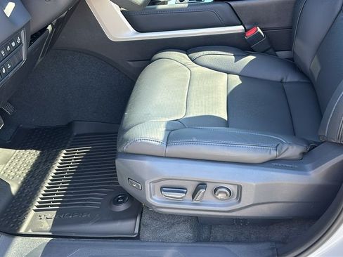 New 2026 Toyota Tundra Platinum AWD/4WD image 29