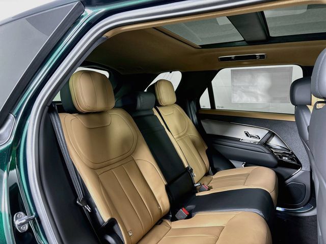 New 2026 Land Rover Range Rover Sport Dynamic SE AWD/4WD image 25