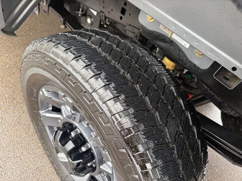 Used 2024 Ford F250 XL w/ STX Appearance Package image 42