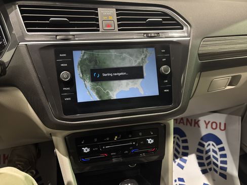 Used 2023 Volkswagen Tiguan SEL R-Line image 25