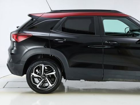 Used 2023 Chevrolet TrailBlazer RS FWD image 14