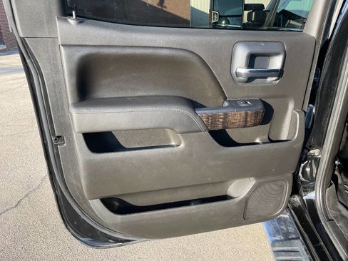 Used 2016 GMC Sierra 2500 Denali w/ Duramax Plus Package image 21