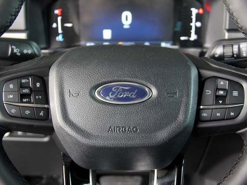 New 2025 Ford Ranger XLT w/ FX4 Off-Road Package AWD/4WD image 4