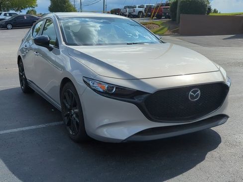 Used 2025 MAZDA MAZDA3 s Sport FWD image 3