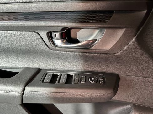 Used 2024 Honda CR-V EX image 19