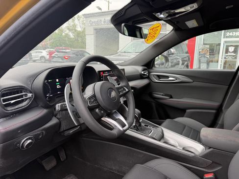 Used 2024 Dodge Hornet R/T w/ R/T Blacktop Package AWD/4WD image 11