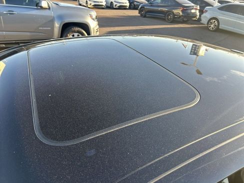 Used 2022 Mercedes-Benz E 350 Sedan image 18