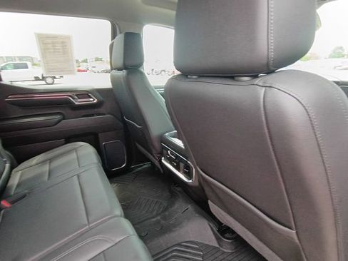 Used 2022 Chevrolet Silverado 1500 LTZ AWD/4WD image 16