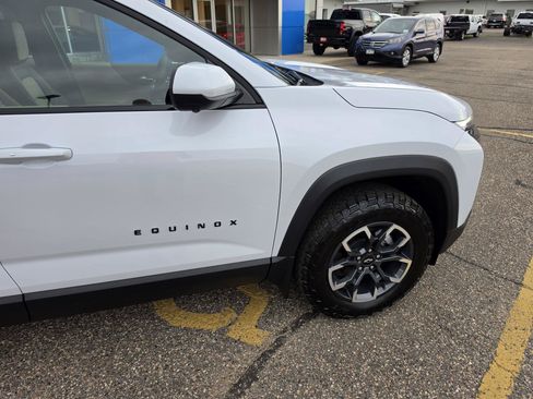 Used 2026 Chevrolet Equinox ACTIV w/ Convenience Package III AWD/4WD image 24