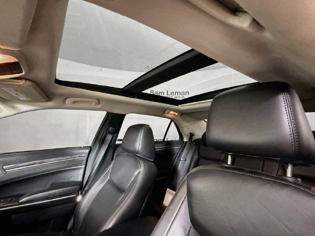 Used 2022 Chrysler 300 Touring L w/ Popular Equipment Group RWD image 22
