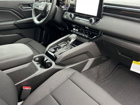 New 2026 GMC Canyon Elevation image 16