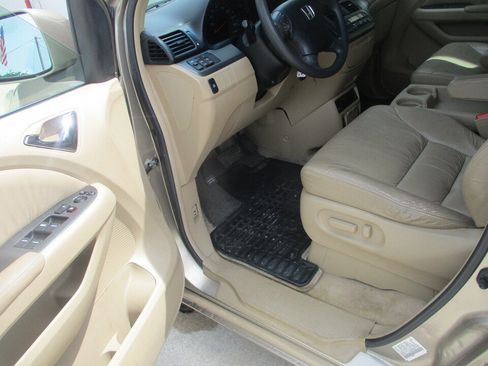 Used 2005 Honda Odyssey EX-L image 28