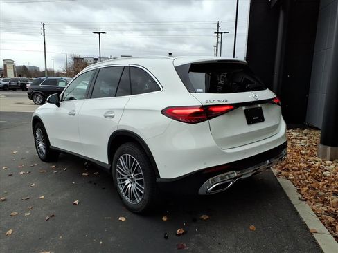New 2026 Mercedes-Benz GLC 300 4MATIC image 4