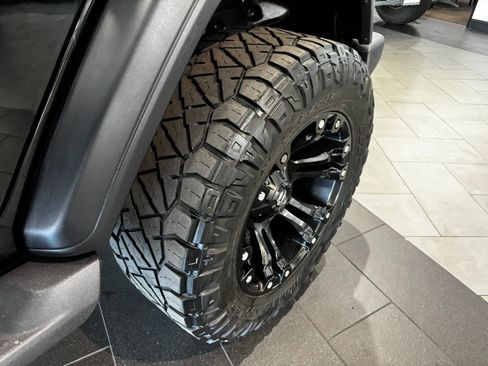 Used 2020 Jeep Wrangler Unlimited Sport S AWD/4WD image 34