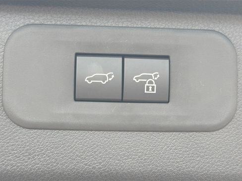 Used 2026 Toyota Grand Highlander AWD image 31