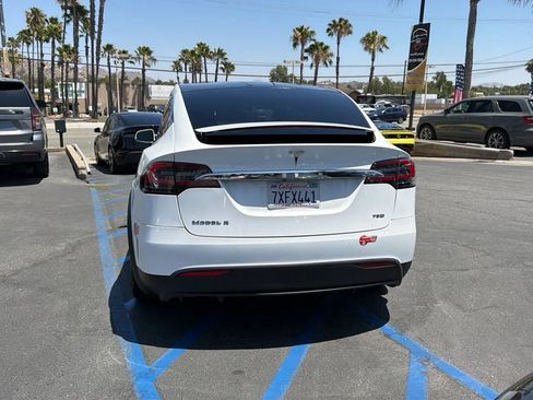 Used 2017 Tesla Model X 75D AWD/4WD image 6