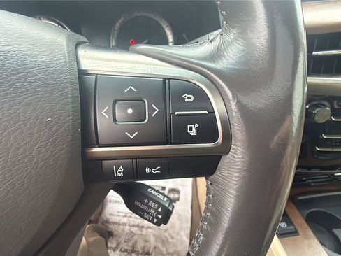 Used 2016 Lexus LX 570 4WD image 13