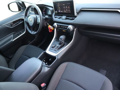 Certified 2025 Toyota RAV4 LE image 17