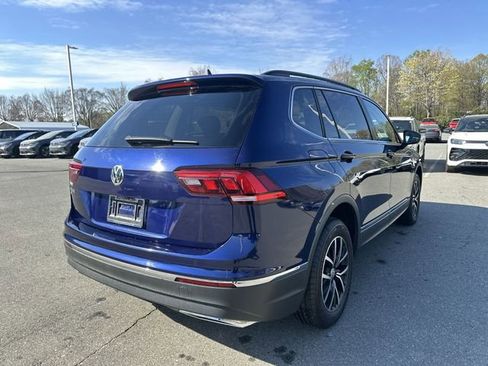 Used 2021 Volkswagen Tiguan SE image 5