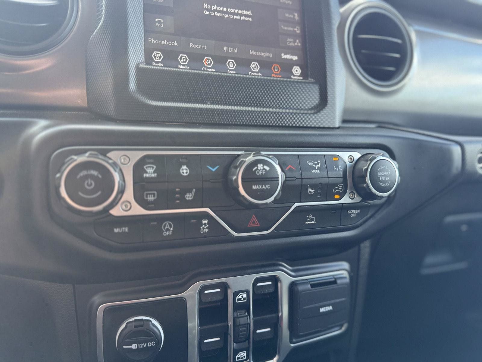 Used 2023 Jeep Gladiator Sport AWD/4WD image 19