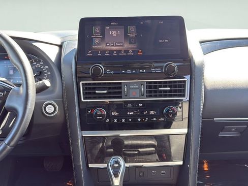 Used 2024 INFINITI QX80 Luxe AWD/4WD image 19