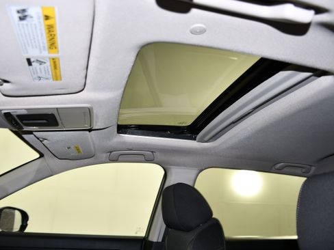 Certified 2024 Honda CR-V EX image 38