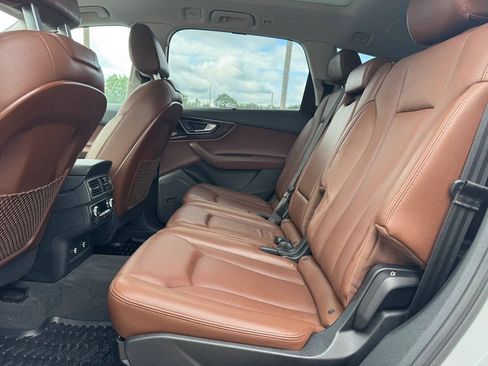 Used 2018 Audi Q7 3.0T Prestige AWD/4WD image 13