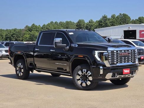 New 2026 GMC Sierra 2500 Denali w/ Denali Reserve Package AWD/4WD image 2