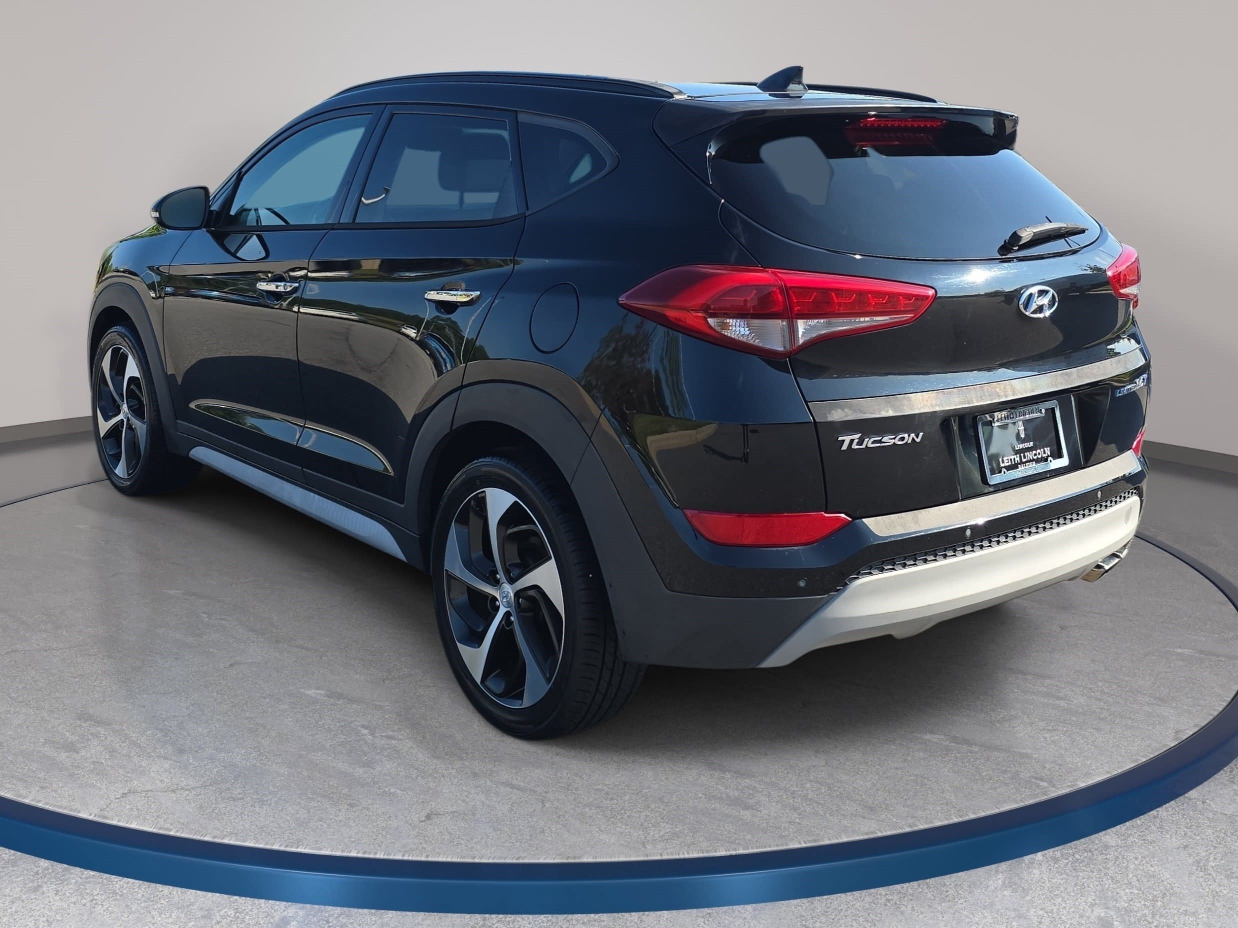 Used 2018 Hyundai Tucson Limited w/ Ultimate Package 02 FWD image 7