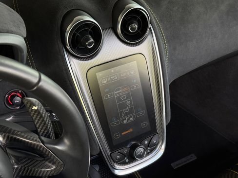 Used 2019 McLaren 570S image 52