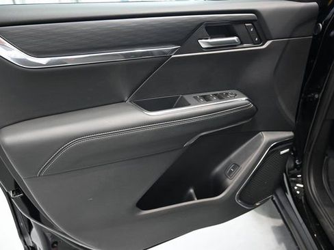 New 2026 GMC Acadia Elevation w/ Black Edition FWD image 25