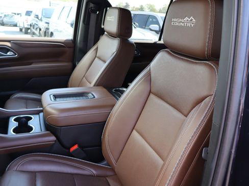 Used 2024 Chevrolet Tahoe High Country w/ Premium Package image 20