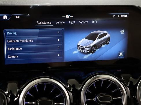 Certified 2026 Mercedes-Benz GLA 250 4MATIC image 17