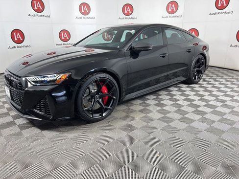 Used 2024 Audi RS 7 Performance image 3