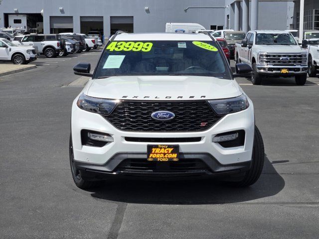 Certified 2023 Ford Explorer ST w/ Equipment Group 401A AWD/4WD image 2