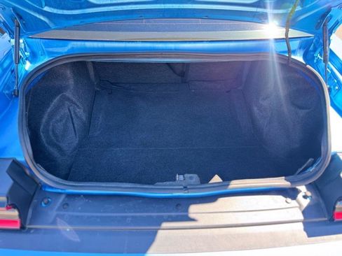 Used 2015 Dodge Challenger R/T Plus RWD image 17